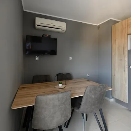 M Apartment