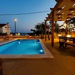 M * Kožino